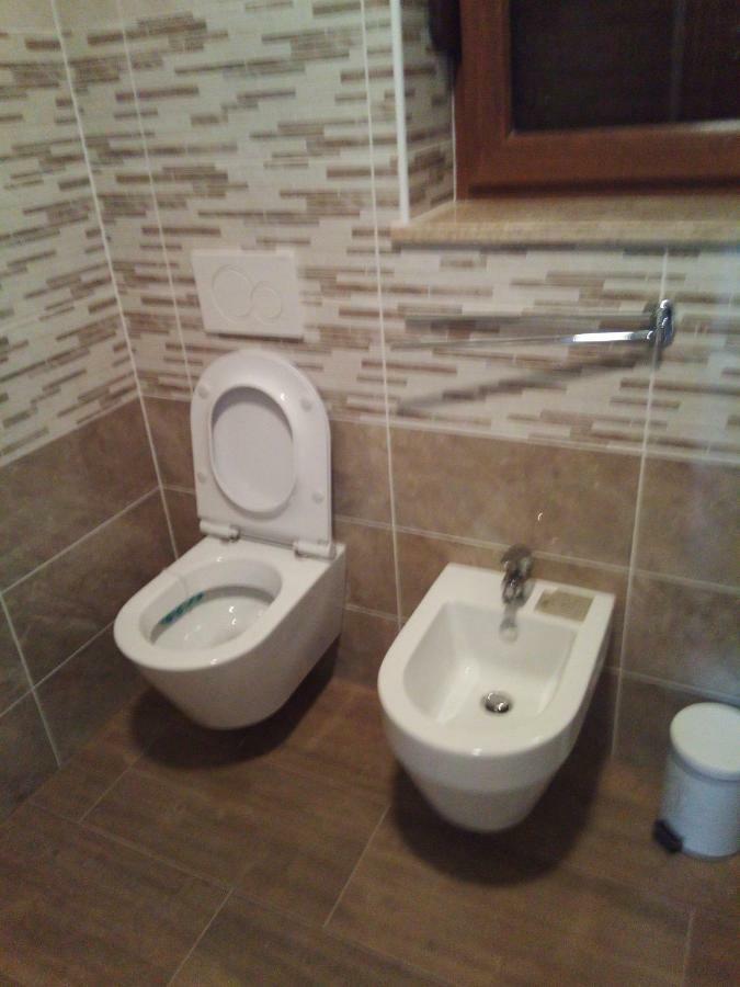 Apartmaji Matazin Črni Kal Exterior foto